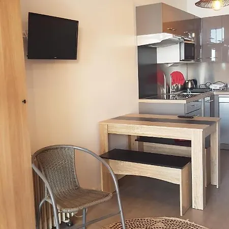 Apartament Cap Esterel Sport Et Nature, Dans Village Pierres Et *